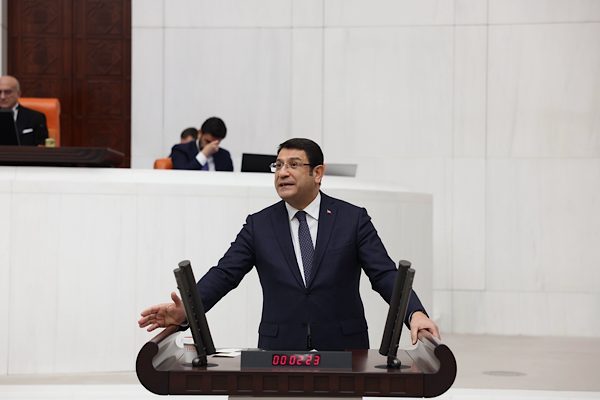 DEVA Partisi Ankara Milletvekili Av. İdris Şahin, son d&ouml;nemde siyaset