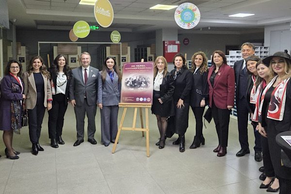 T&uuml;rk Kadınlar Birliği Bursa Şubesi tarafından koordine edilen kutlama programlarının