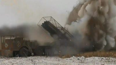 Zelenski Salı g&uuml;n&uuml; yaptığı a&ccedil;ıklamada, Ukrayna heyetinin g&ouml;rev tanımının bombardımana