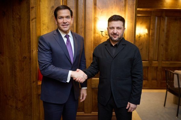 Ukrayna Devlet Başkanı Zelenski, ABD Dışişleri Bakanı Marco Rubio ile