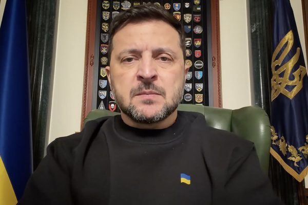 Ukrayna Devlet Başkanı Zelenski, t&uuml;m b&ouml;lgelerdeki duruma ilişkin bir koordinasyon