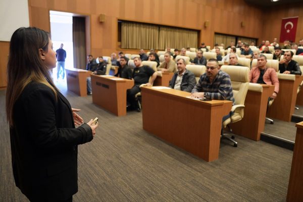 Etkinlikte, bir firma için paketleme elemanı pozisyonuna yönelik başvurular alındı.Buluşma,