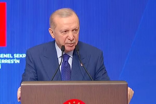 Cumhurbaşkanı Erdoğan’ın konuşmasında satır başları şu şekilde: ”Genel Sekreterlik görevini