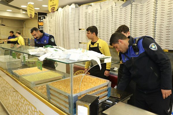 Haliliye Belediye Başkanı Mehmet Canpolat’ın talimatıyla harekete geçen Zabıta Müdürlüğü