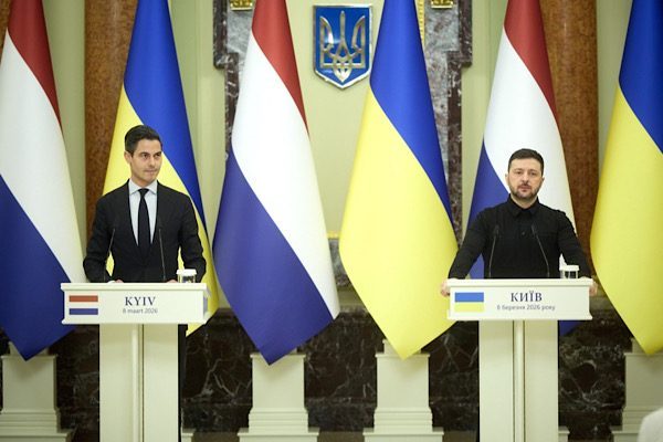 Hollanda Başbakanı Rob Jetten, başkent Kiev’de temaslarda bulundu.  Cumhurbaşkanı Volodimir
