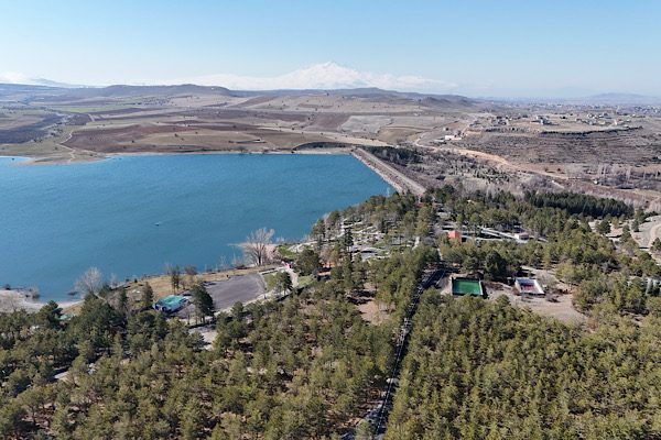 Kayseri Büyükşehir Belediye Başkanı Dr. Memduh Büyükkılıç’ın talimatıyla başlatılan Sarımsaklı