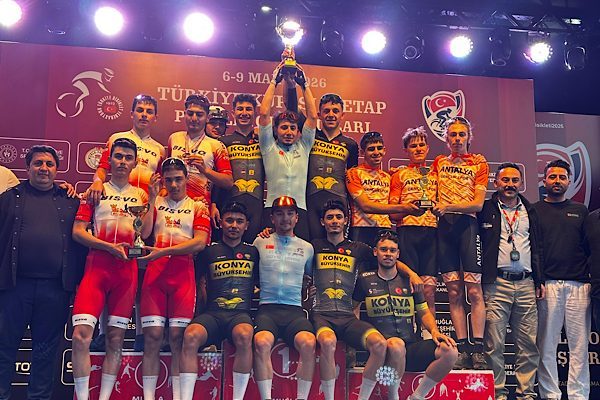 Konya Büyükşehir Belediyespor Kulübü, farklı branşlardaki sporcularının başarılarıyla hem Konya’yı