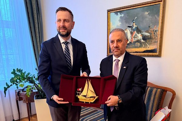 Katar Dışişleri Bakanlığı tarafından yapılan açıklamaya göre, Polonya Başbakan Yardımcısı
