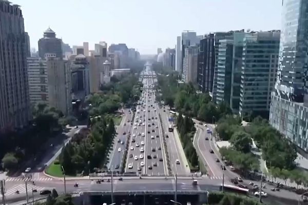  “İki Toplantı”ya yoğun ilgi gösteren Beijing’de görev yapan yabancı misyon şefleri, Çin ile