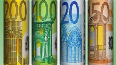 Kamuyu Aydınlatma Platformuna (KAP) yapılan açıklamada, ”2025 yılında, Türk Ticaret