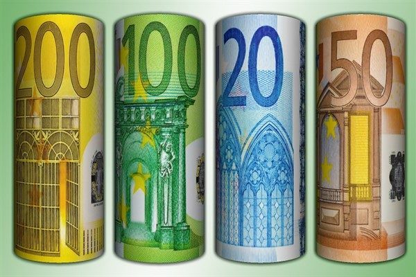 Kamuyu Aydınlatma Platformuna (KAP) yapılan açıklamada, ”2025 yılında, Türk Ticaret