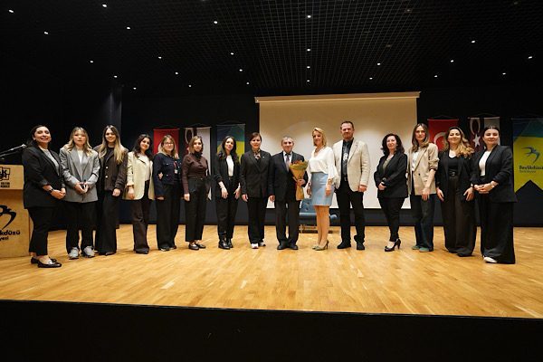 Aile ve çocuk gelişimi konularının merkezde olduğu etkinlikte, iletişim süreçleri