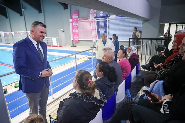 Sporium Spor Merkezi’nde yürütülen eğitimleri yerinde inceleyen Buca Belediye Başkanı