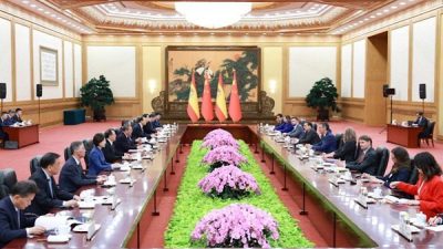 Çin Başbakanı Li Qiang, Çin’in İspanya’dan daha fazla yüksek kaliteli