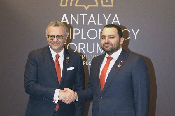 Katar Dışişleri Bakanlığı’ndan yapılan açıklamaya göre; Katar Dışişleri Bakanlığı Devlet