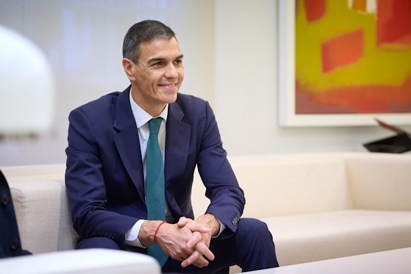 İspanya Başbakanı Pedro Sanchez, adaletsizliklere karşı sessiz kalmanın bir seçenek