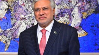 Pakistan Dışişleri Bakanı Dar, POL stok durumunu değerlendirmek üzere üst