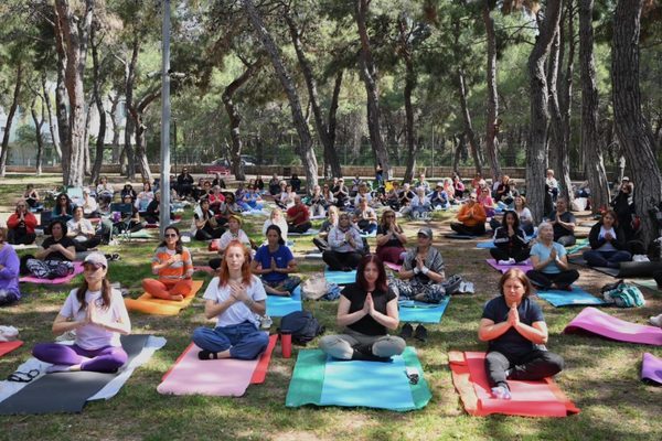 Antalya Büyükşehir Belediyesi Konyaaltı Belediye Başkanı Cem Kotan, Hıdırellez dolayısıyla