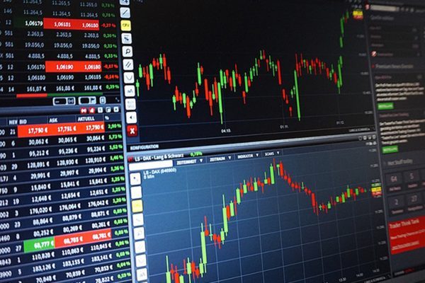 İkon Menkul tarafından yayımlanan günlük analizlerde; BIST 100 endeksinin günü