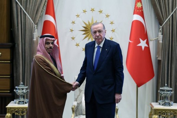 Cumhurbaşkanı Recep Tayyip Erdoğan, Suudi Arabistan Dışişleri Bakanı Faysal bin
