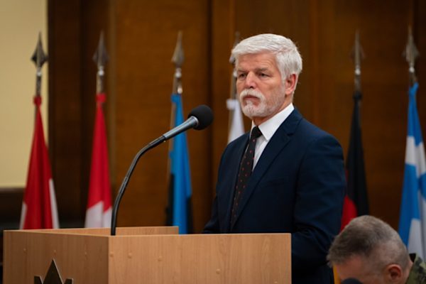 Pavel, Prag Kalesi’nde düzenlenen “Avrupa Bir Görevdir” konferansının açılışında önemli