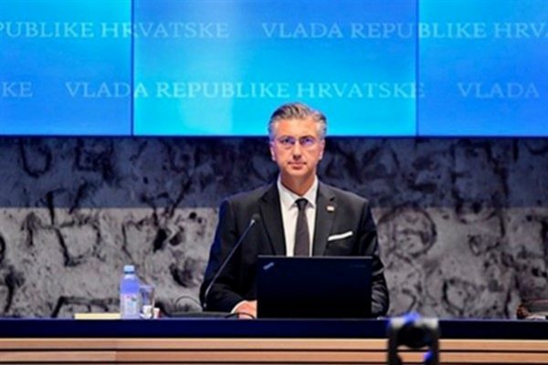 Hırvatistan Başbakanı Plenkoviç, Erivan’daki Avrupa Siyasi Topluluğu Zirvesi öncesinde Ermenistan