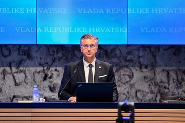 Hırvatistan Başbakanı Andrej Plenkovic, gerçekleştirilen toplantıda turizm pazarının düzenlenmesi ve