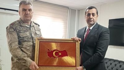 Reyhanlı Belediye Başkanı Ahmet Salman Yumuşak, Hatay İl Jandarma Komutanı Tuğgeneral