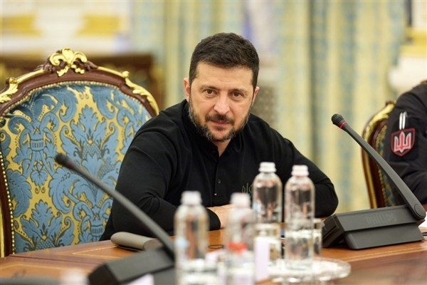 Ukrayna Devlet Başkanı Volodimir Zelenski, Bahreyn Kralı Majesteleri Hamad bin