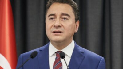 Partisinin siyasi duruşunu ve toplumsal hedeflerini vurgulayan Demokrasi ve Atılım