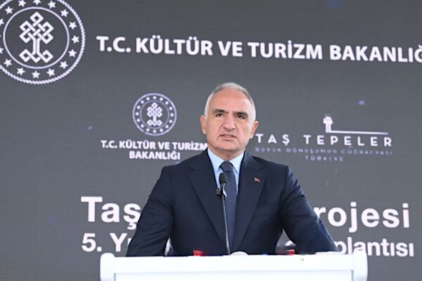 Mehmet Nuri Ersoy, Uluslararası Sıfır Atık Forumu’nda yaptığı değerlendirmede, sürdürülebilirliğin