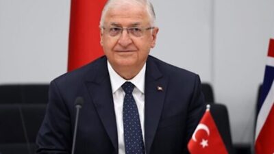 Milli Savunma Bakanı Güler, Genelkurmay Başkanı Orgeneral Selçuk Bayraktaroğlu, Deniz