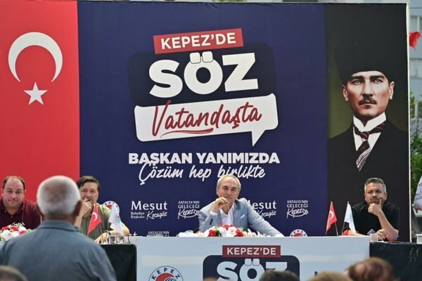 Kepez Belediye Başkanı Mesut Kocagöz, “Söz Vatandaşta” buluşmaları kapsamında bazı