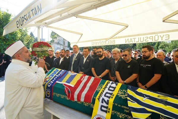 İstanbul Beylikdüzü Belediyesi Çocuk Meclisi’nin ilk başkanı Suzan Rüya Balçık,