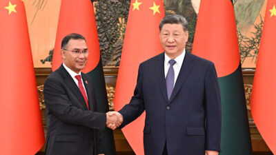 Çin Cumhurbaşkanı Xi Jinping, Beijing’de Çin’e resmî ziyarette bulunan Bangladeş