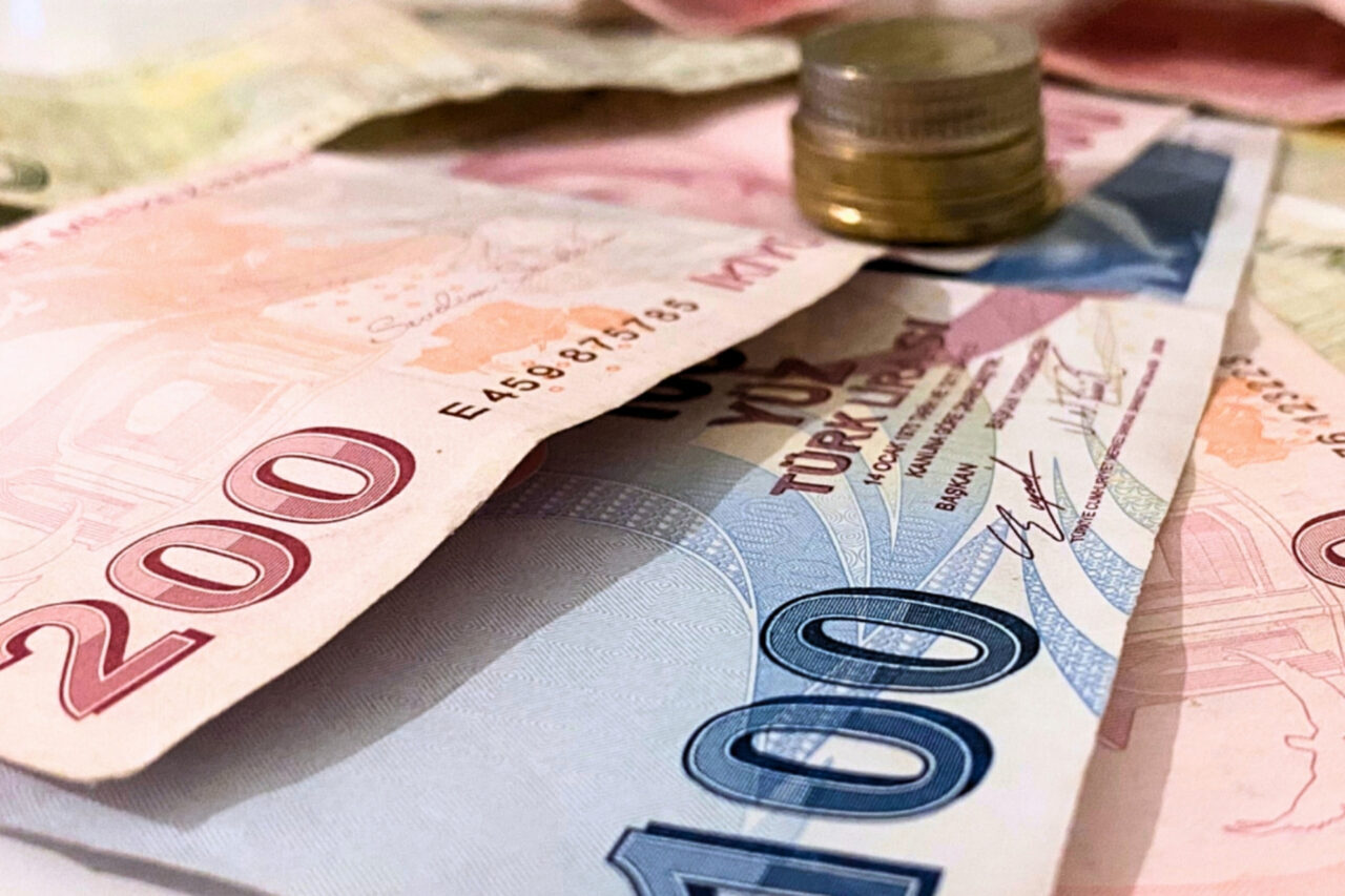 Kamuyu Aydınlatma Platformuna (KAP) yapılan açıklamada, ”Sermaye Piyasasında Finansal Raporlamaya