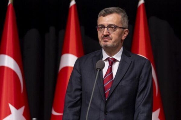 Cumhurbaşkanlığı İletişim Başkanı Burhanettin Duran, İsrail yönetiminin 1915 olaylarına ilişkin