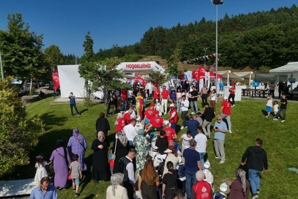 Düzce Belediyesi ile Vakıflar Genel Müdürlüğü tarafından organize edilen Geleneksel