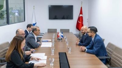 İzmir Büyükşehir Belediyesi Başkan Vekili Dr. Zafer Levent Yıldır, El