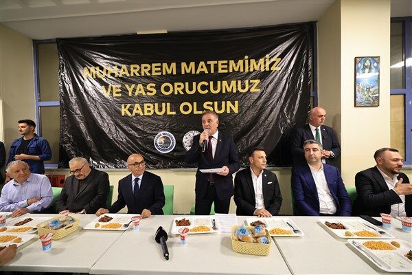 İstanbul Büyükşehir Belediyesi (İBB) Başkanvekili Nuri Aslan, Kartal Cemevi’nde düzenlenen