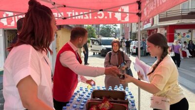 İzmit Belediyesi, Yükseköğretim Kurumları Sınavı (YKS) kapsamında sınava giren öğrenciler