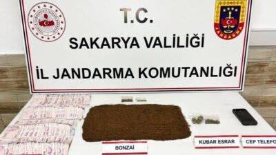 Sakarya İl Jandarma Komutanlığı ekiplerince, uyuşturucu madde satışı yapan ve
