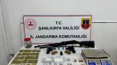 Valilikten yapılan açıklamada, aranan şahısların yakalanmasına yönelik çalışmalar kapsamında, “hırsızlık”