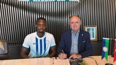 Çaykur Rizespor, Siaka Bakayoko ile 3 yıllık anlaşma imzaladı. Fransa