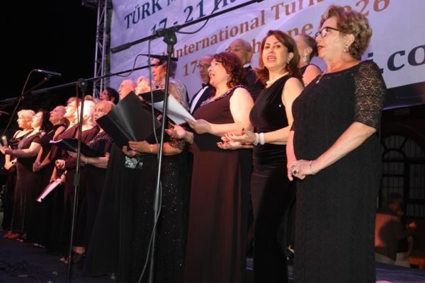 Van Valiliği öncülüğünde, Van Büyükşehir Belediyesi Kültür, Sanat ve Sosyal