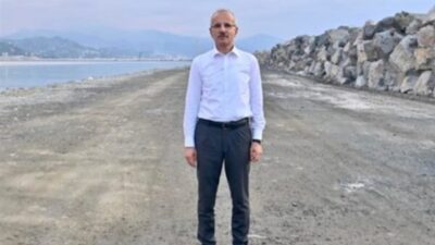 Ulaştırma ve Altyapı Bakanı Abdulkadir Uraloğlu, Halkalı-Arnavutköy Metro Hattı’nın ilk
