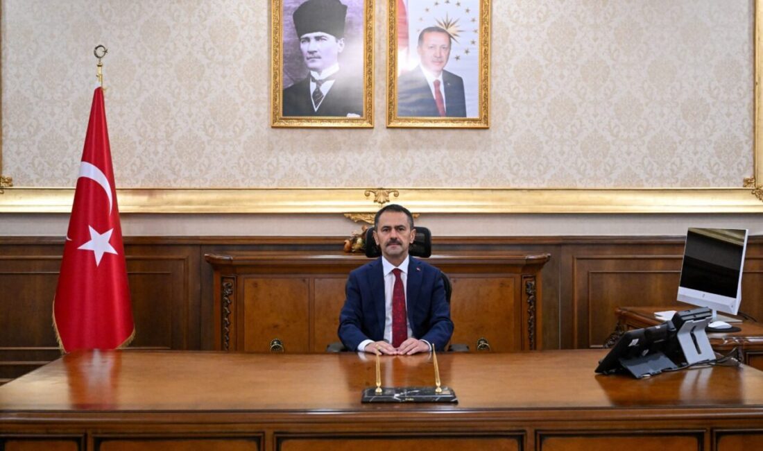 Kocaeli Valisi İlhami Aktaş, İzmit’in düşman işgalinden kurtuluşunun 105’inci yıl