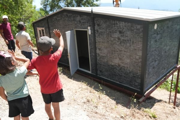 Kırsal Hizmetler Müdürlüğünün koordinasyonunda ve hayırsever Eczacı Onur Şimşek’in katkılarıyla