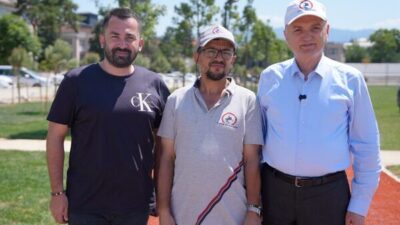 Düzce Belediyesi Temizlik İşleri Müdürlüğü personeli Fatih Cesur, Konuralp Çiftepınarlar