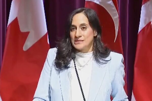 Kanada Dışişleri Bakanı Anita Anand, Normandiya Çıkarma Plajları’nın UNESCO Dünya